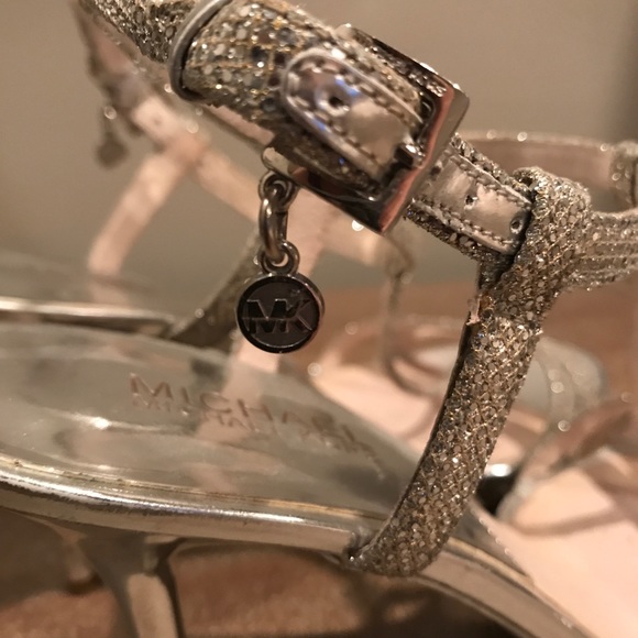 Glitzy Michael Kora Sandals - Picture 4 of 4